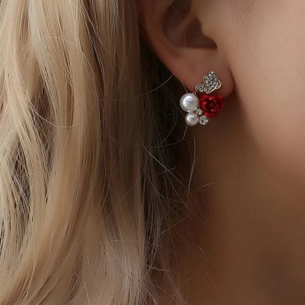 GORGEOUS gold accented earrings with pearls and red rose - Picture 2 of 3